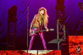 Steel Panther on stage at Manchester Arena 18th October 2016