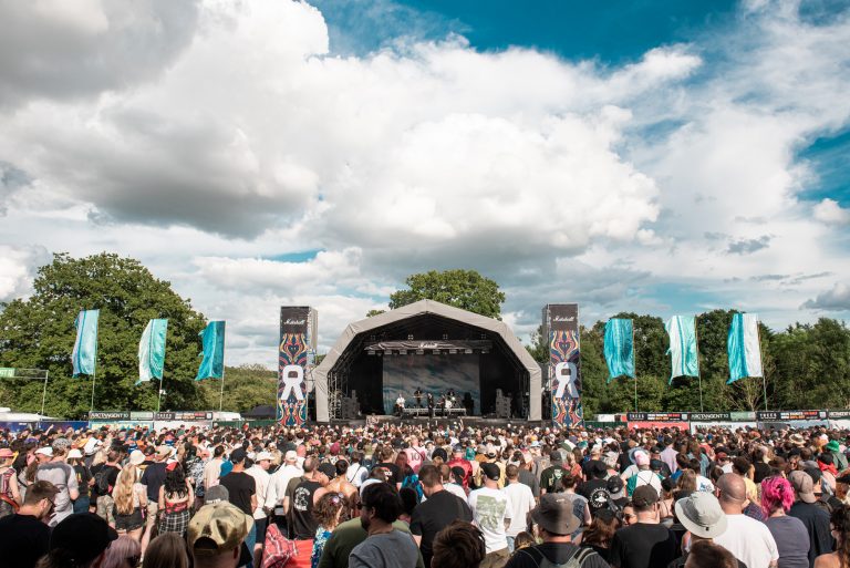 Kids In Glass Houses - 2000Trees 2024 - by Carla Mundy