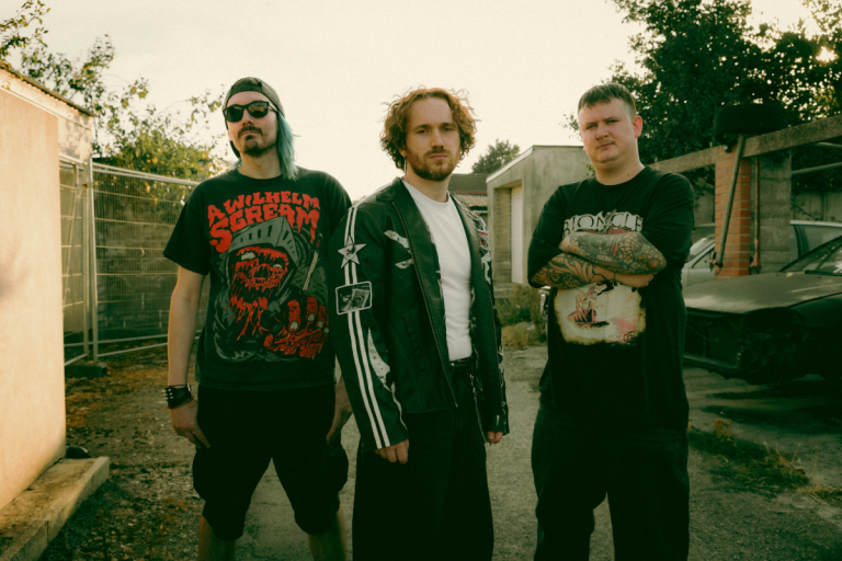 downcast Showcase Different Sides Of Their Sound On Two New Singles, UK Tour Starts August 25th